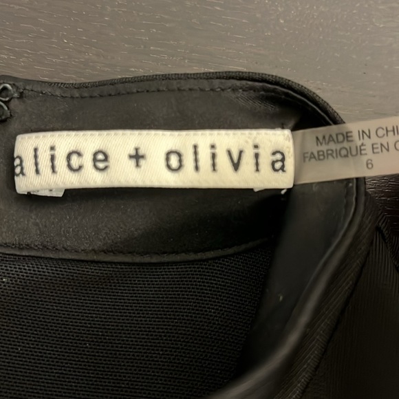 Alice + Olivia Inka Dress In Black - Picture 5 of 11